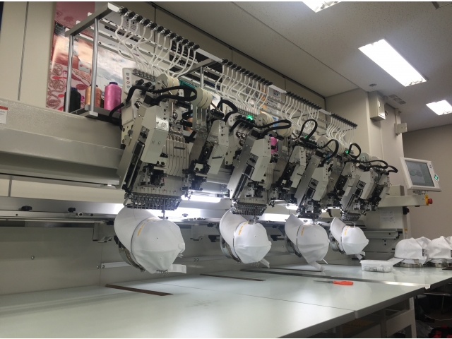 ＴＭＡＲ－Ｋ１２０４Ｃ。帽子の実演テスト中。